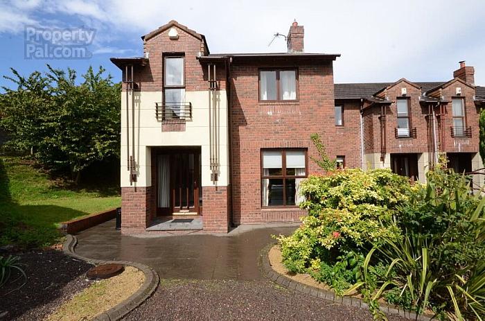 12 Laganvale Court, Belfast