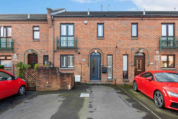 25 Balmoral Mews, Belfast