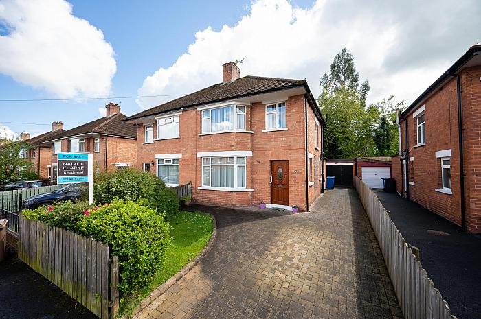 43 Knockbracken Park, Belfast