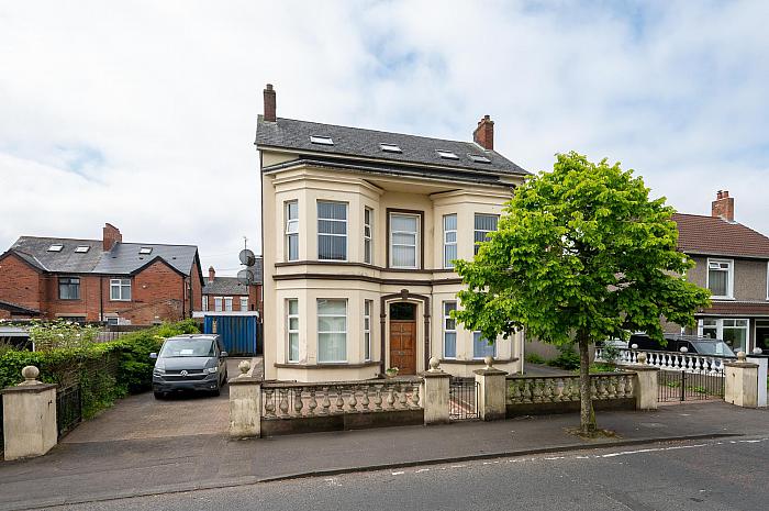 Flat 5 4 Hughenden Avenue, Belfast