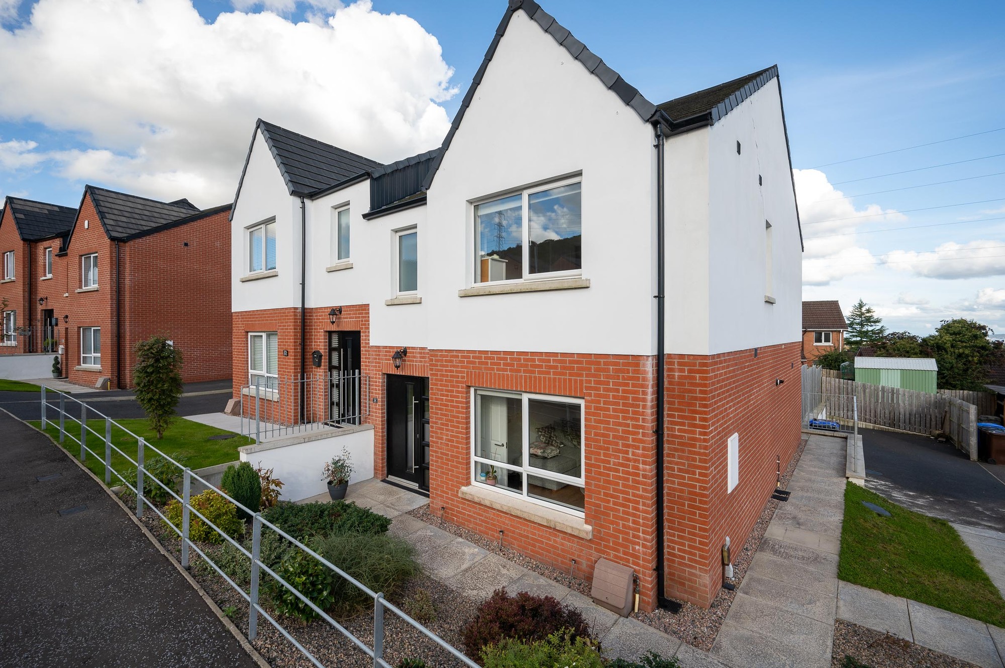 21 Mount Gilbert, Belfast Property for rent at Natalie Clarke