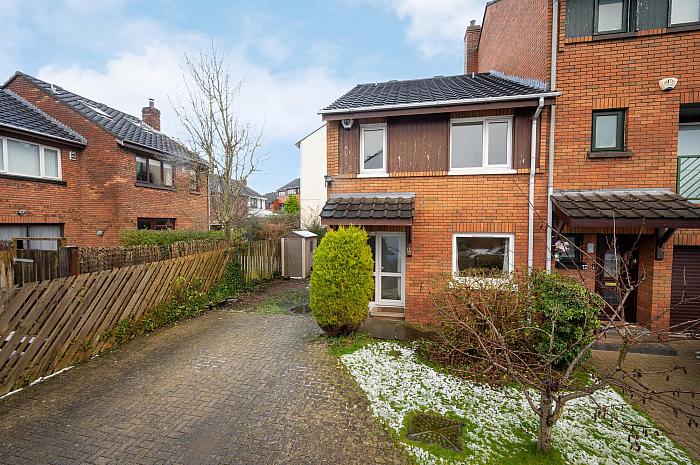 10 Upper Malone Gardens, Belfast