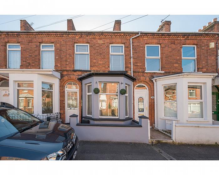 42 Dunraven Avenue, Belfast