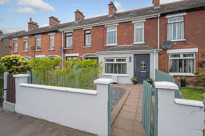 238 Connsbrook Avenue, Belfast