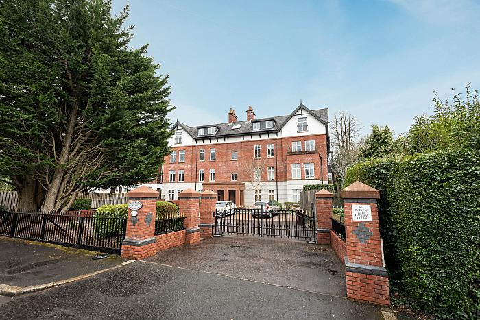 Apt 9, 1 Deramore Park South, Belfast