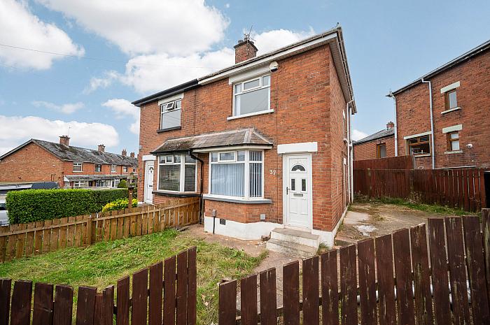 37 Serpentine Gardens, Belfast