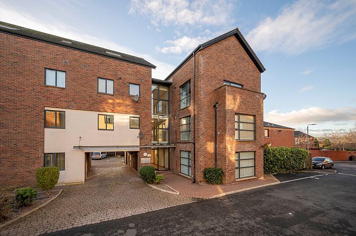 Apt 3 Carolan Place, Belfast