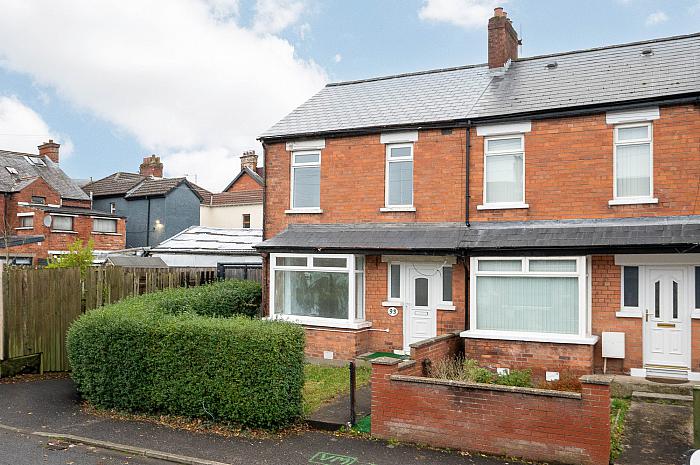 93 Wheatfield Crescent, Belfast