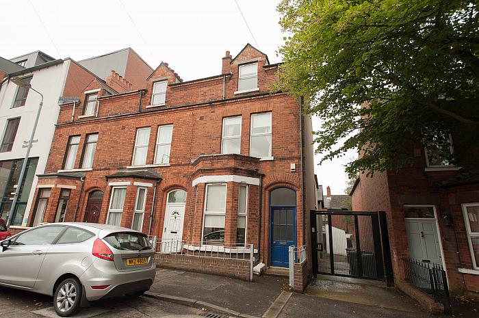 8 Adelaide Avenue, Belfast
