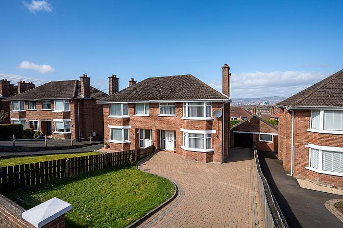 33 Beechgrove Gardens, Belfast