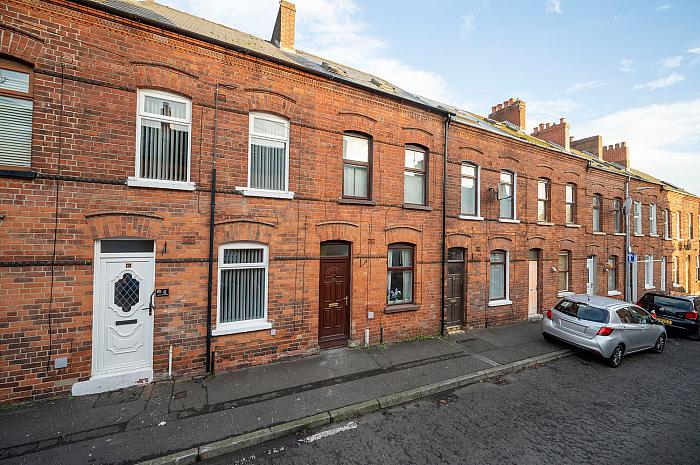 8 Artana Street, Belfast